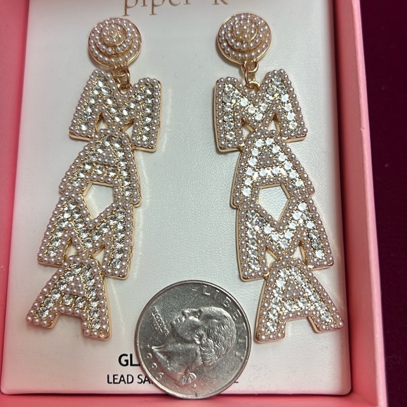 Piper k Glass Stone Dangle MAMA earrings NEW - Picture 3 of 5